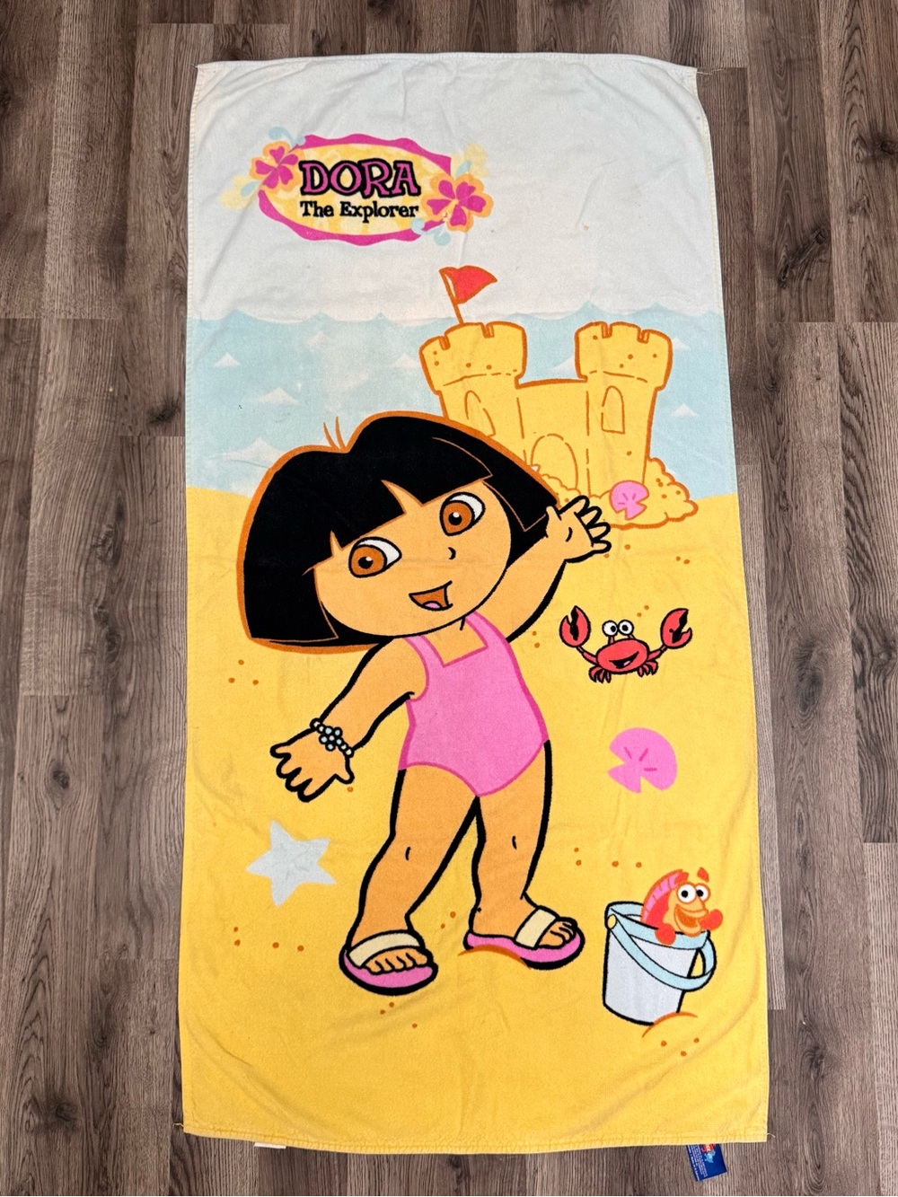 Vintage Y2K 2005 Dora The Explorer Beach Towel Sandcastle 
Nickelodeon Jr Kids